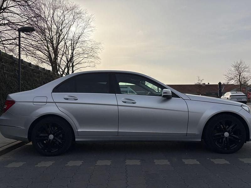Gebraucht Mercedes C250 Avantgarde 204 PS (150 kW) 2013 Silber Limousine