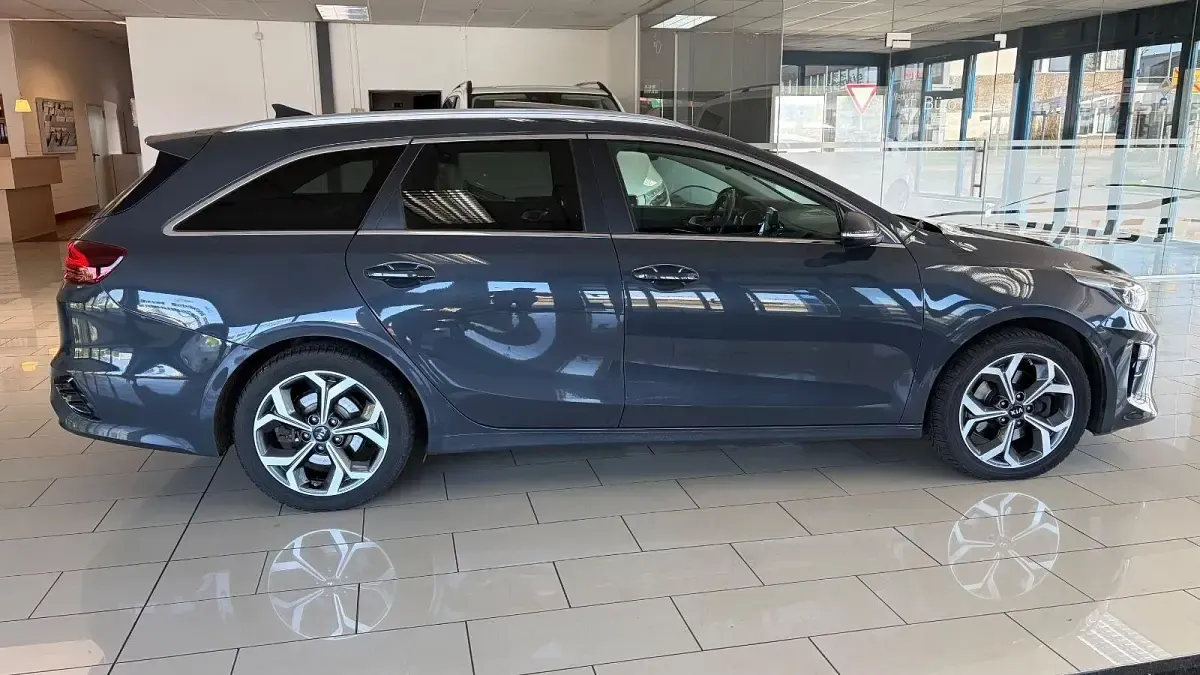 Occasion Kia Ceed Platinum Edition 136 ch (100 kW) 2018 Noir Citadine