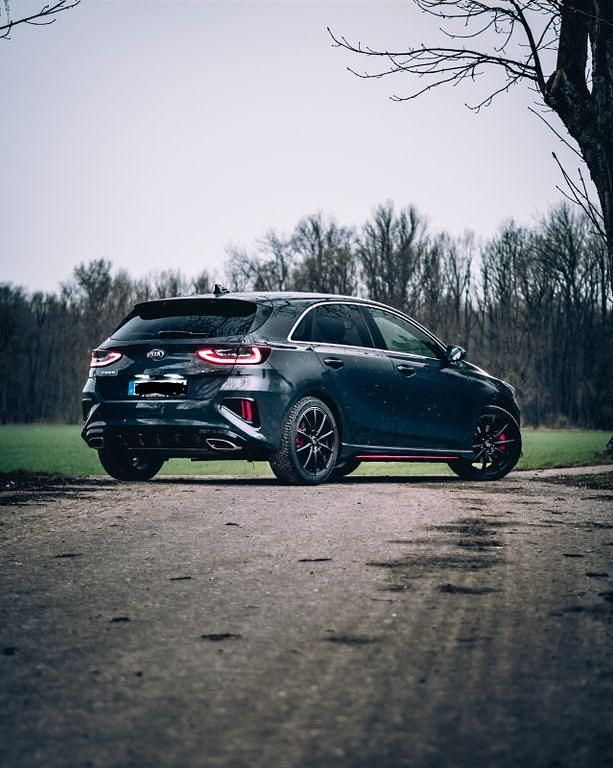 Gebraucht Kia Ceed GT GT 204 PS (150 kW) 2019 Grau Limousine