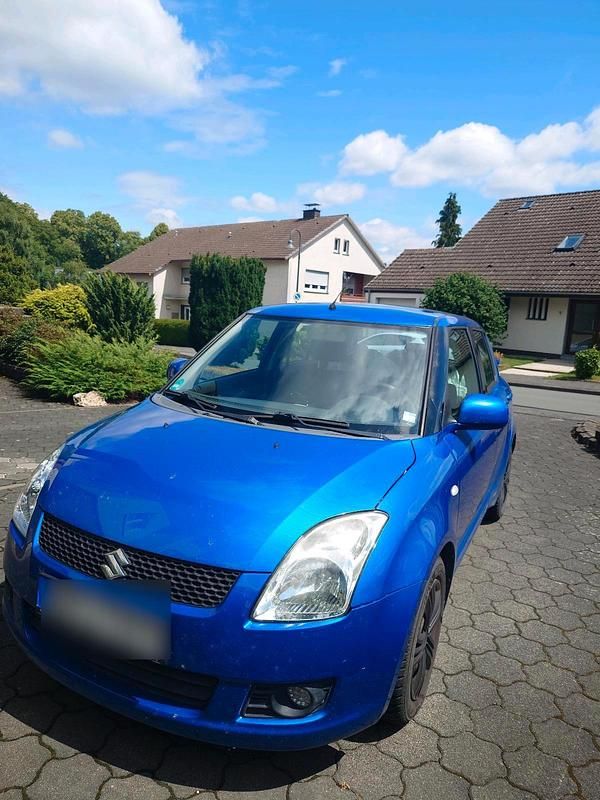 Blau Gebraucht 2009 Suzuki Swift Kleinwagen | 1.200 € (Guter Preis) - Bild 1/4