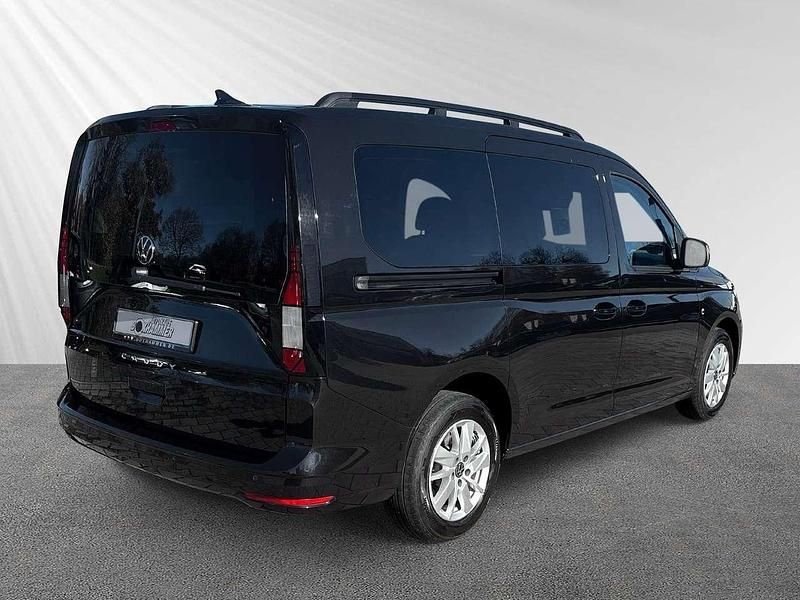 Gebraucht VW Caddy Life 114 PS (83 kW) 2023 Deep black Van / Kleinbus
