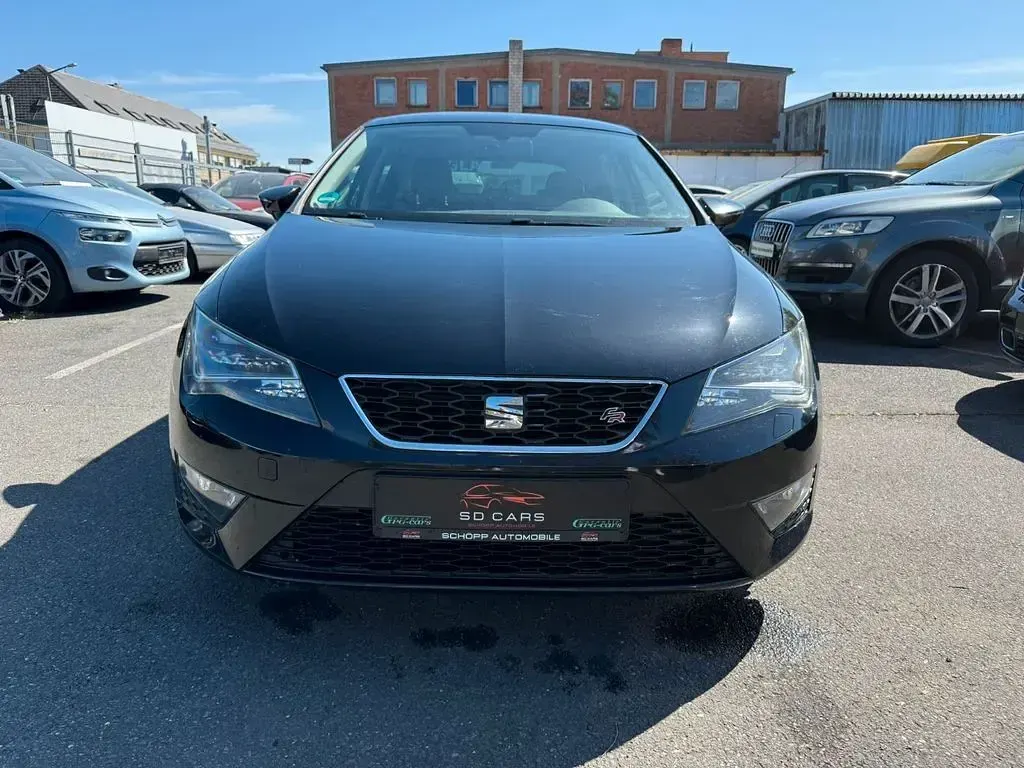 Second-hand Seat Leon FR 179 CP (131 kW) 2015 Negru Berlinǎ
