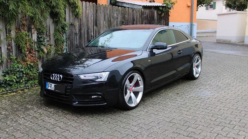 Gebraucht Audi A5 Sport 211 PS (155 kW) 2011 Schwarz Coupé