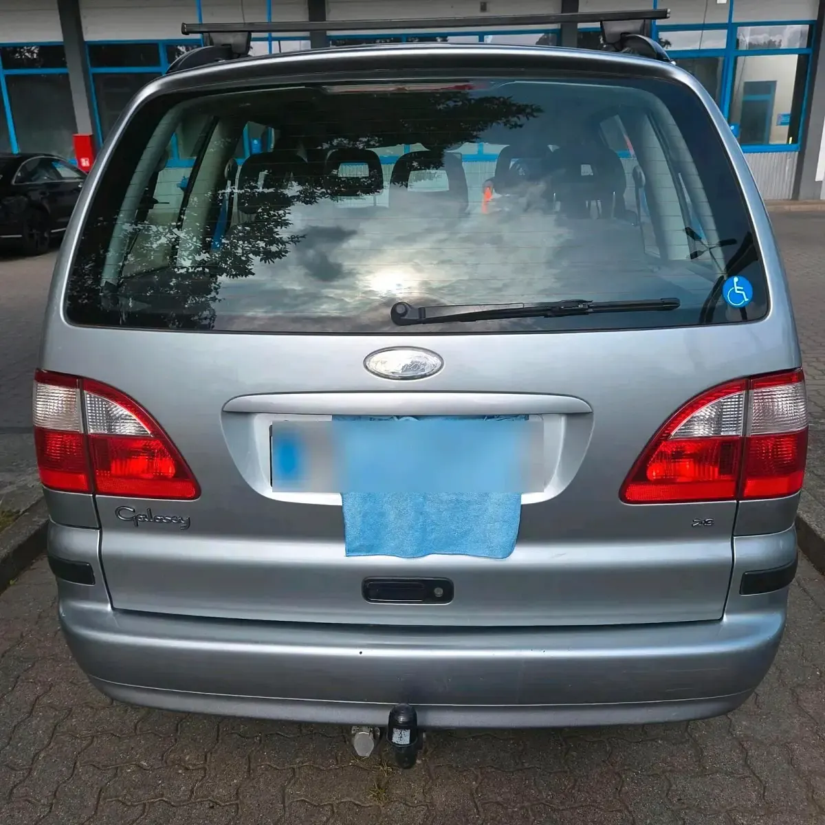 Gebraucht Ford Galaxy 140 PS (102 kW) 2003 Silber Van / Kleinbus