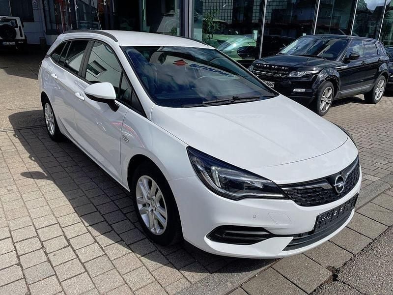 Gebraucht Opel Astra Edition 131 PS (96 kW) 2020 Weiß Kombi
