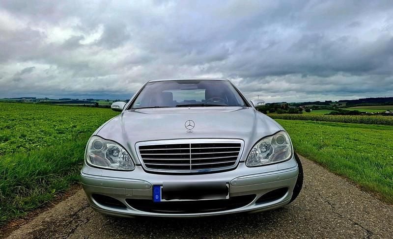 Silber Gebraucht 2004 Mercedes S350 Limousine | 8.499 € (Teuer) - Bild 1/4