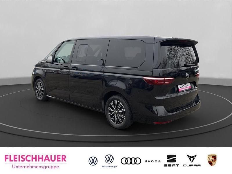 Gebraucht VW Multivan Basis 204 PS (150 kW) 2023 Schwarz Van