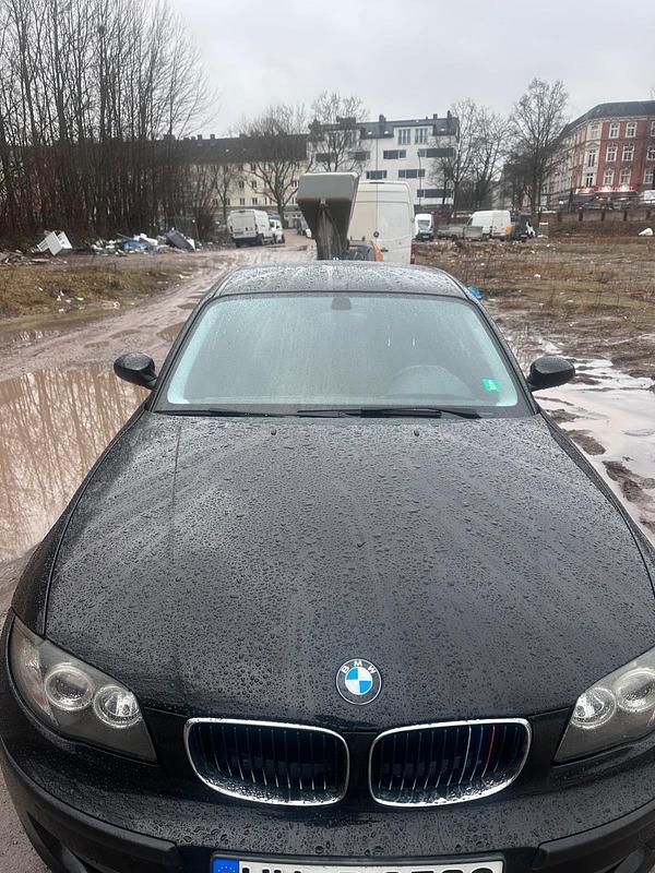 Gebraucht BMW 116 116 PS (85 kW) 2007 Schwarz Kleinwagen