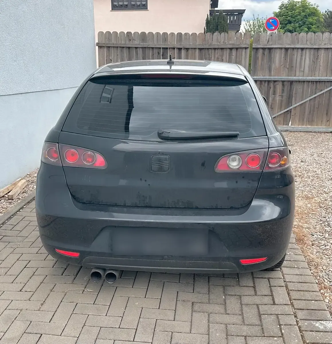 Używany Seat Ibiza 70 KM (51 kW) 2008 Czarny Hatchback