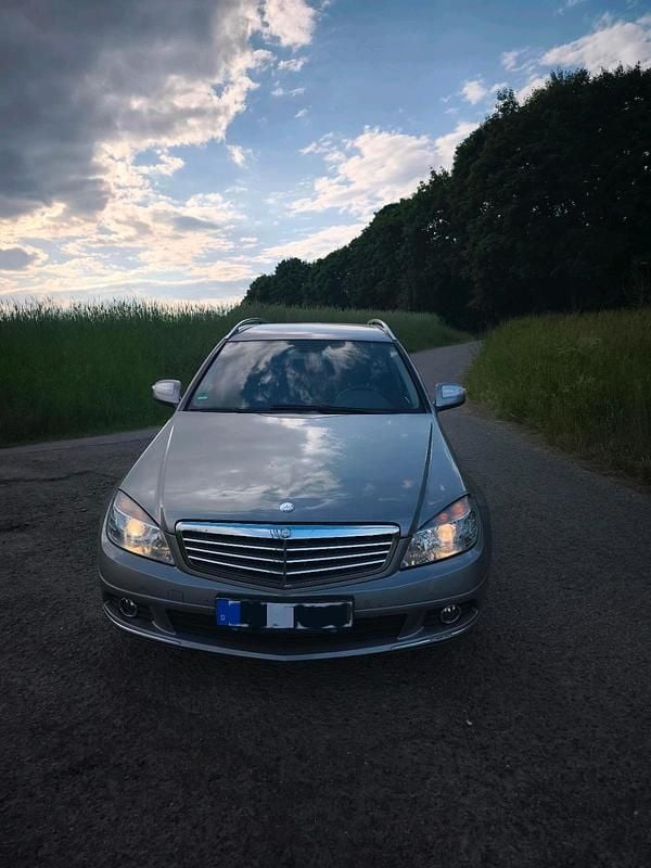 Grau Gebraucht 2008 Mercedes C230 Kombi | 5.500 € (Teuer) - Bild 1/4