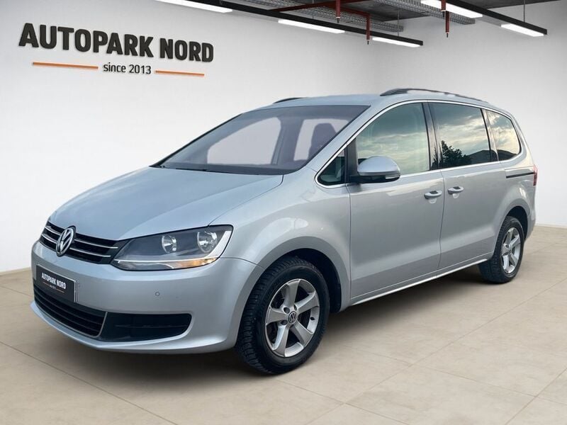 Silber Gebraucht 2012 VW Sharan Comfortline Van / Kleinbus | 9.999 € (Guter Preis) - Bild 1/4