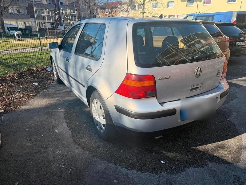 Gebraucht VW Golf IV 75 PS (55 kW) 1999 Silber Kleinwagen