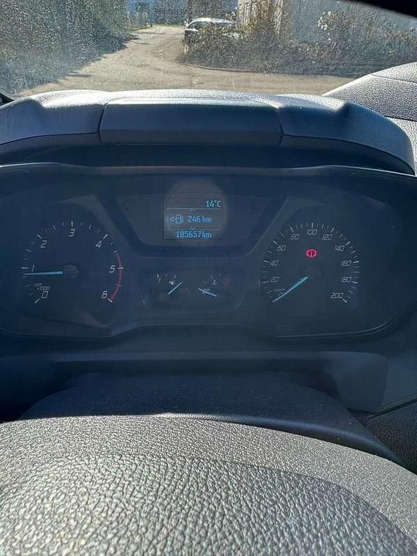 Gebraucht Ford Transit Custom Trend 125 PS (91 kW) 2015 Weiß Pickup