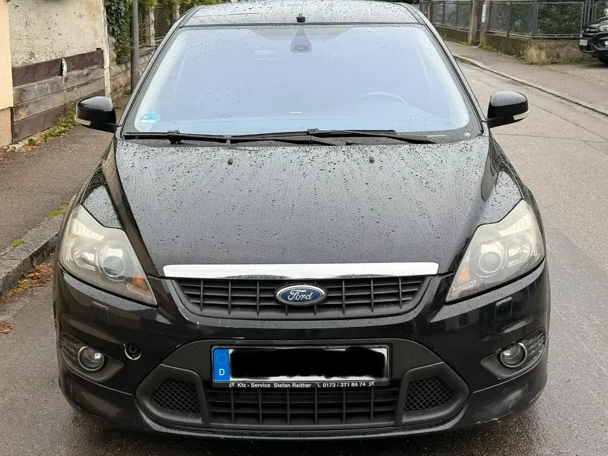 Gebraucht Ford Focus ST 136 PS (100 kW) 2009 Schwarz Limousine