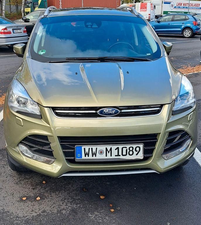 Gebraucht Ford Kuga 150 PS (110 kW) 2015 SUV