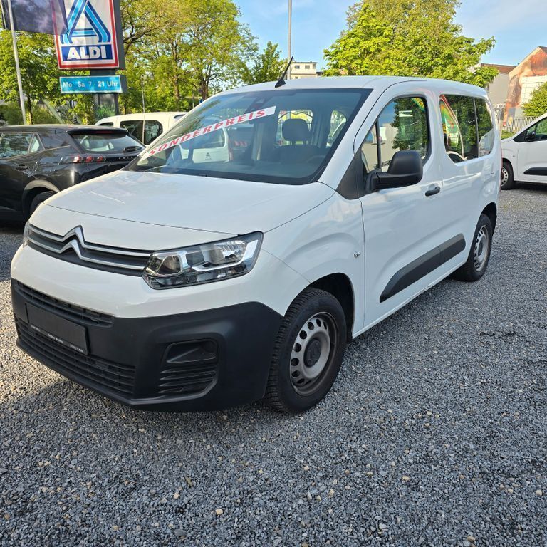 Weiß Gebraucht 2021 Citroën Berlingo Live Van / Kleinbus | 15.555 € (Superpreis) - Bild 1/4