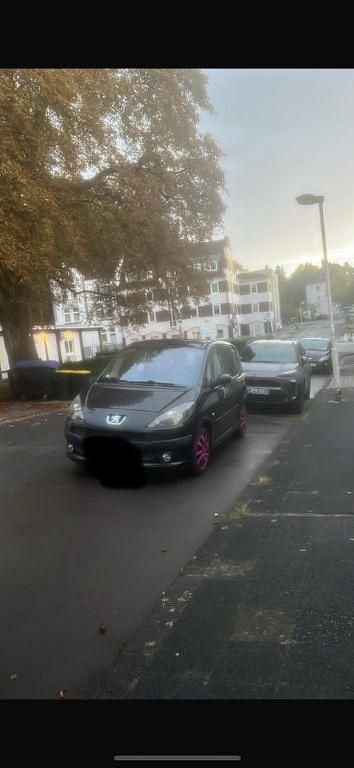Gebraucht Peugeot 1007 Premium 73 PS (53 kW) 2006 Schwarz Van / Kleinbus