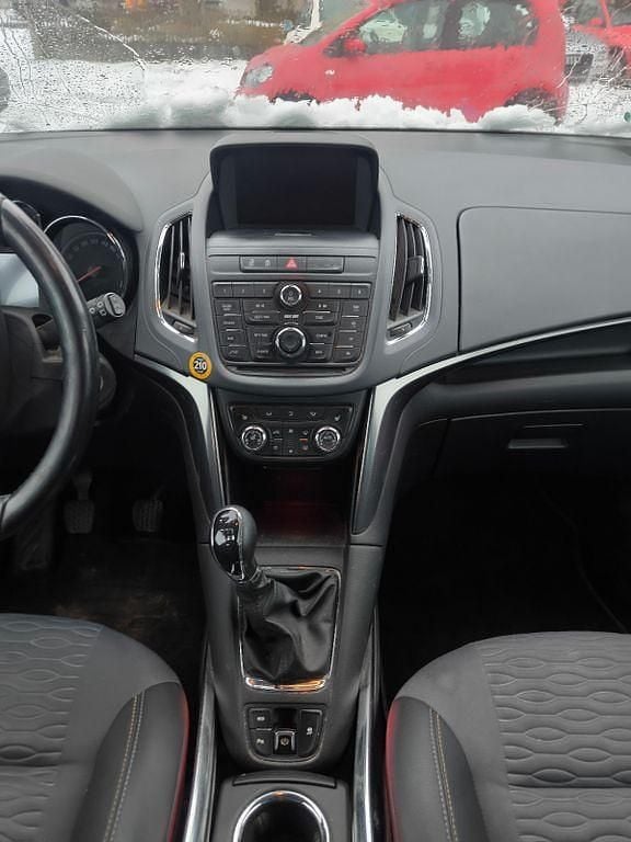 Gebraucht Opel Zafira Tourer Innovation 165 PS (121 kW) 2012 Silber Van / Kleinbus