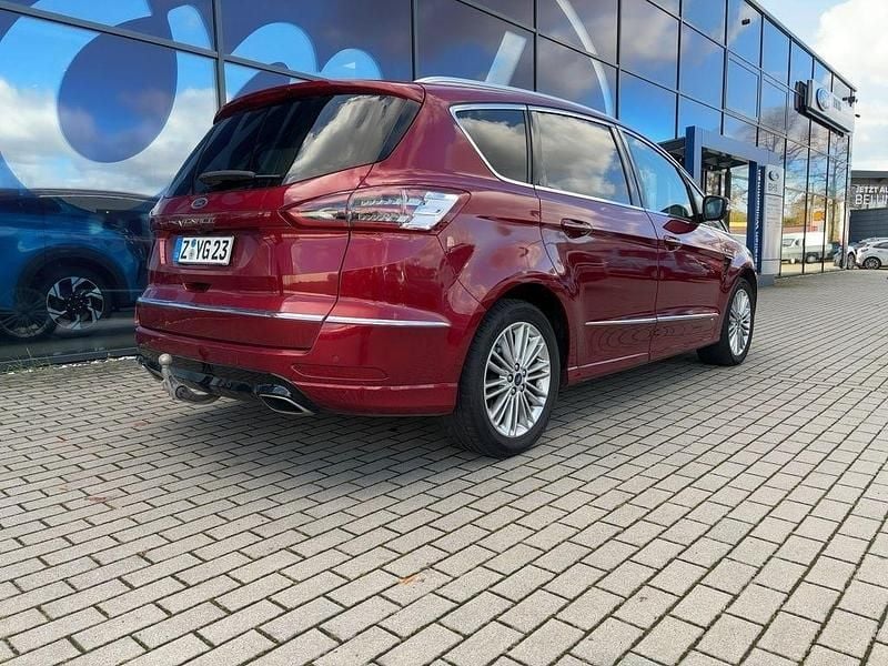 Second-hand Ford S-MAX S 190 CP (139 kW) 2019 Roșu Monovolum