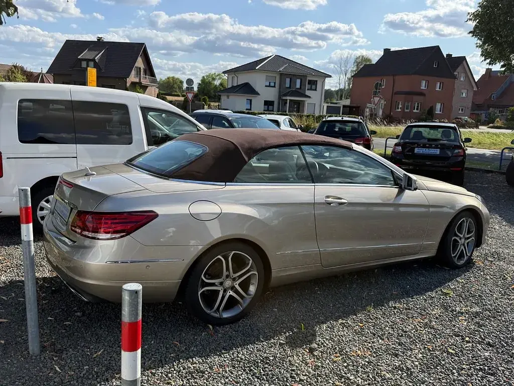Gebraucht Mercedes E400 333 PS (244 kW) 2014 Silber Cabrio