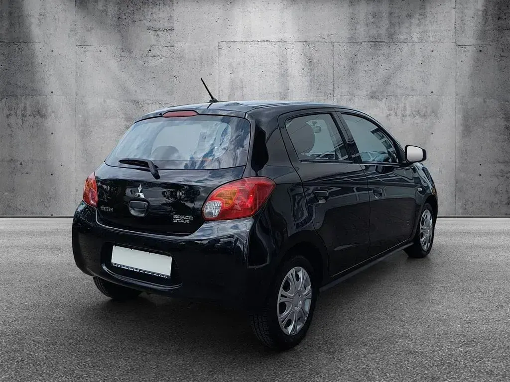 Gebraucht Mitsubishi Space Star Diamant Edition 71 PS (52 kW) 2016 Schwarz Kleinwagen