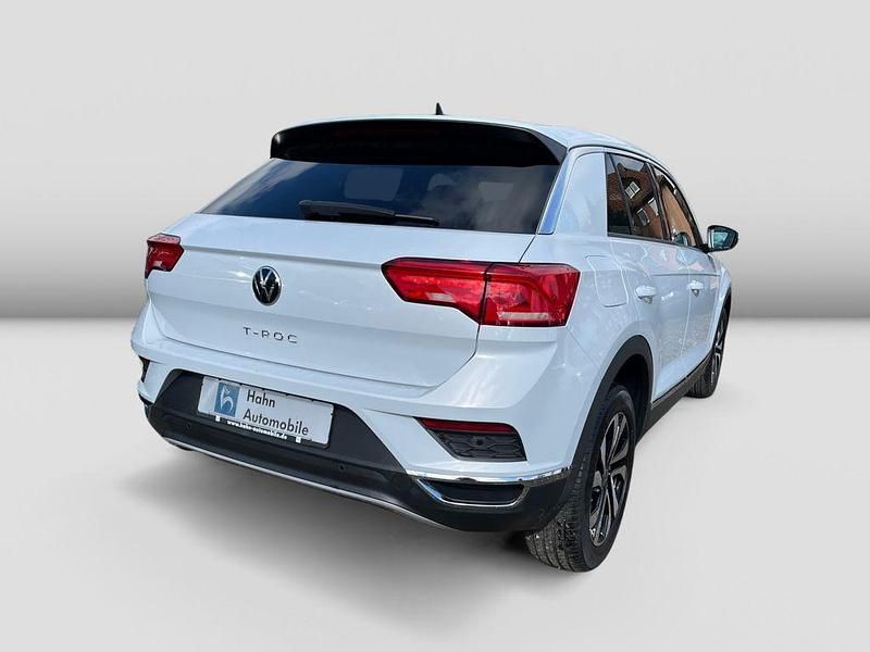 Second-hand VW T-Roc Active 150 CP (110 kW) 2022 Alb SUV