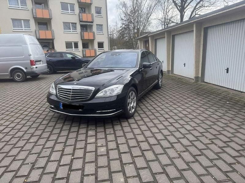Gebraucht Mercedes S350 272 PS (200 kW) 2010 Schwarz Limousine
