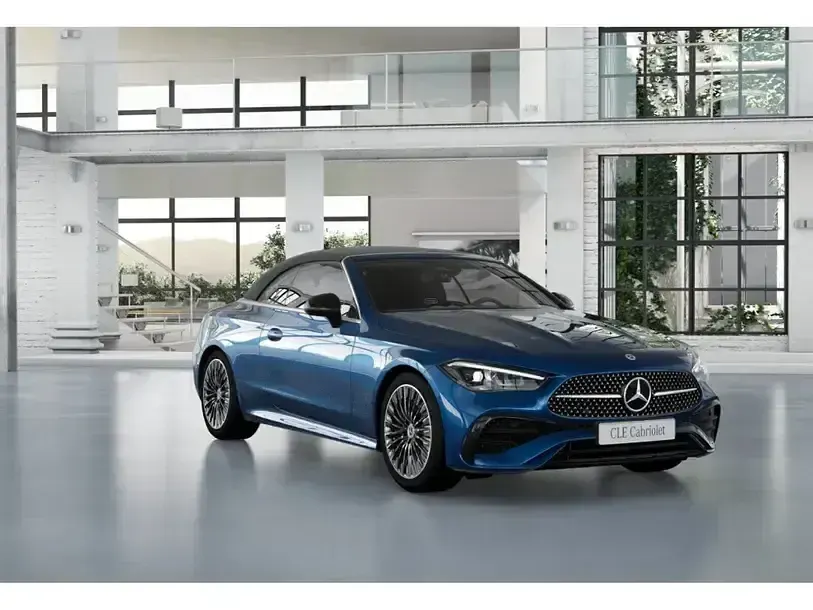 Gebraucht Mercedes CLE200 AMG 204 PS (150 kW) 2024 Blau Cabrio