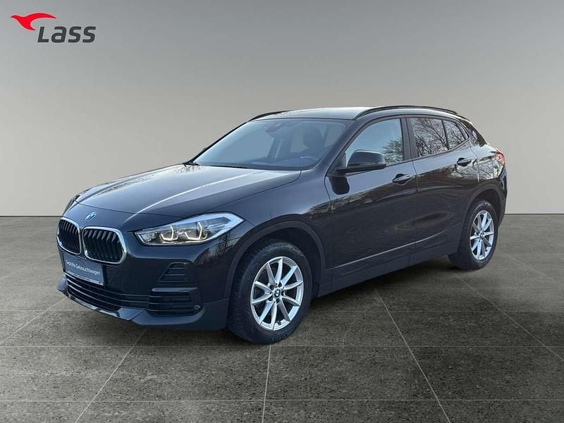 Gebraucht BMW X2 136 PS (100 kW) 2023 Black sapphire metallic SUV