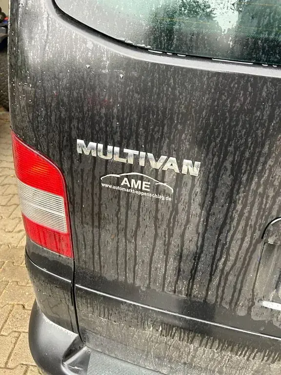 Gebraucht VW Multivan 174 PS (127 kW) 2006 Schwarz Van / Kleinbus