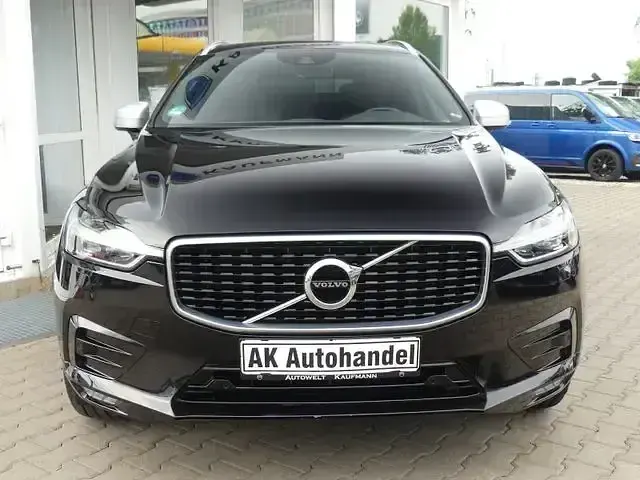 Gebraucht Volvo XC60 R-Design 235 PS (172 kW) 2019 Onyx black SUV