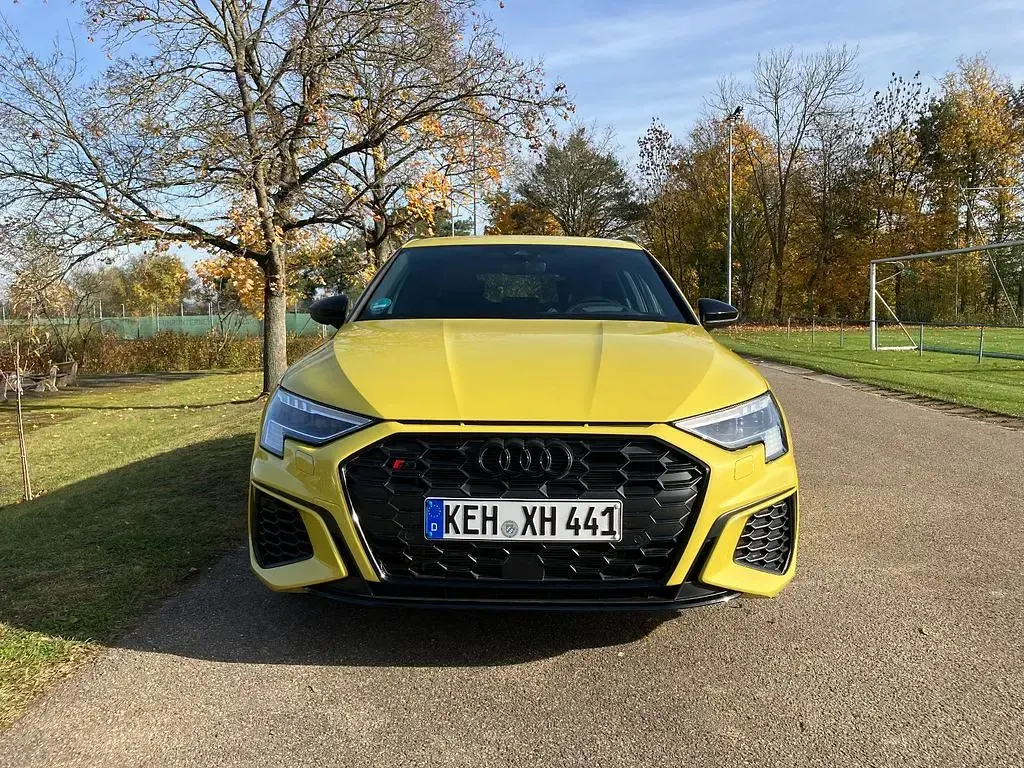 Gebraucht Audi S3 Sport 310 PS (228 kW) 2023 Gelb Limousine