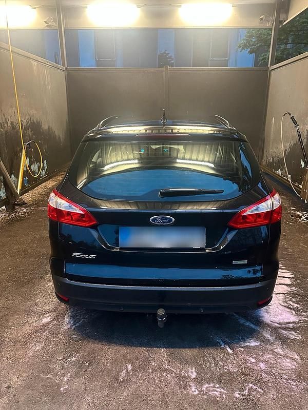 Usata Ford Focus 101 CV (74 kW) 2013 Berlina