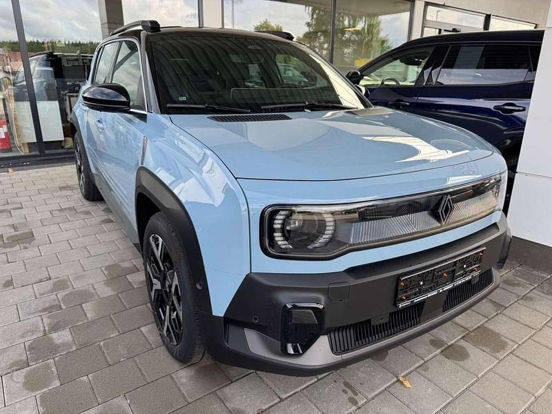 Gebraucht Renault 4 E-Tech Komfort 110 kW (150 PS) 2025 Kumulus blau mit black pearl SUV