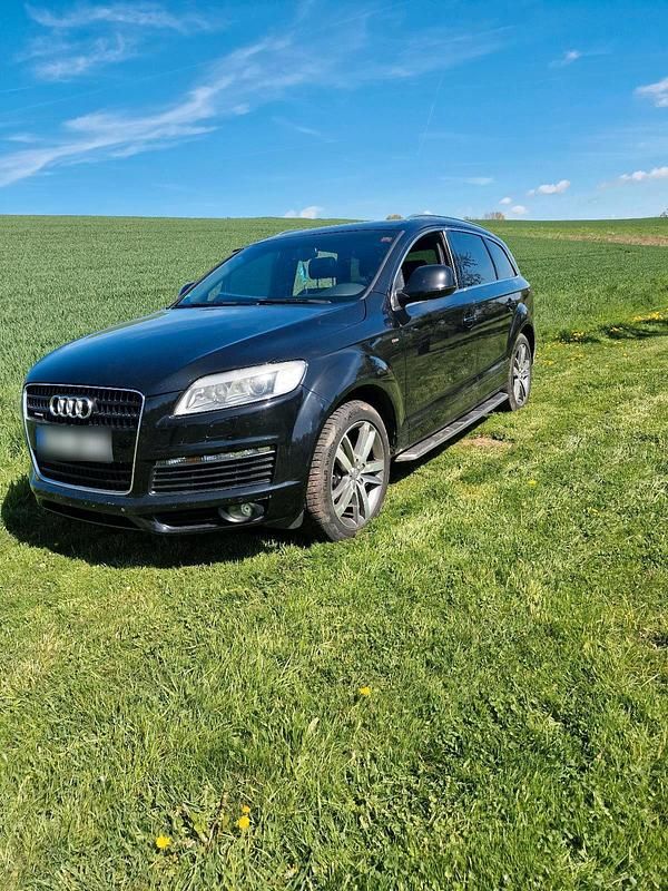 Second-hand Audi Q7 323 CP (237 kW) 2007 Negru SUV