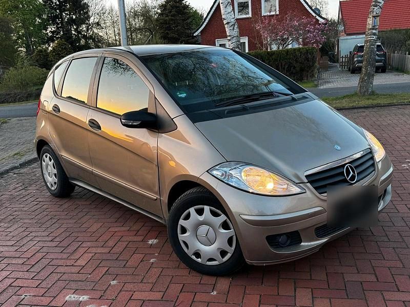 Gebraucht Mercedes A150 95 PS (69 kW) 2006 Gold Kleinwagen