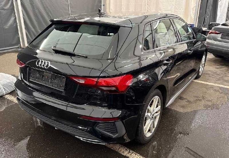 Gebraucht Audi A3 S-Line 116 PS (85 kW) 2022 Schwarz Limousine