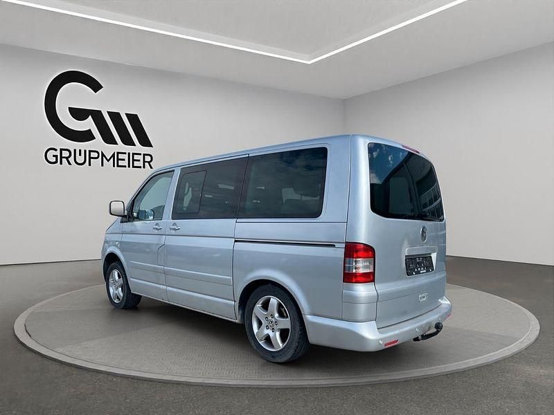 Gebraucht VW Multivan Highline 174 PS (127 kW) 2008 Silber Van