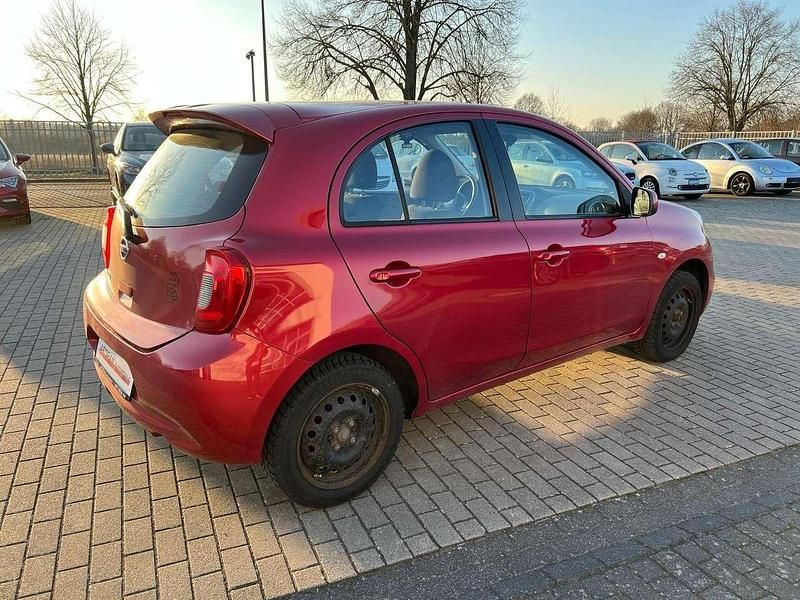Gebraucht Nissan Micra Acenta 80 PS (58 kW) 2016 Intense red (m) Kleinwagen