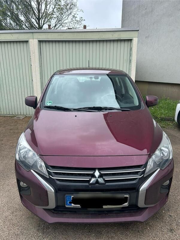 Rot Gebraucht 2023 Mitsubishi Space Star Limousine | 11.500 € (Fairer Preis) - Bild 1/4