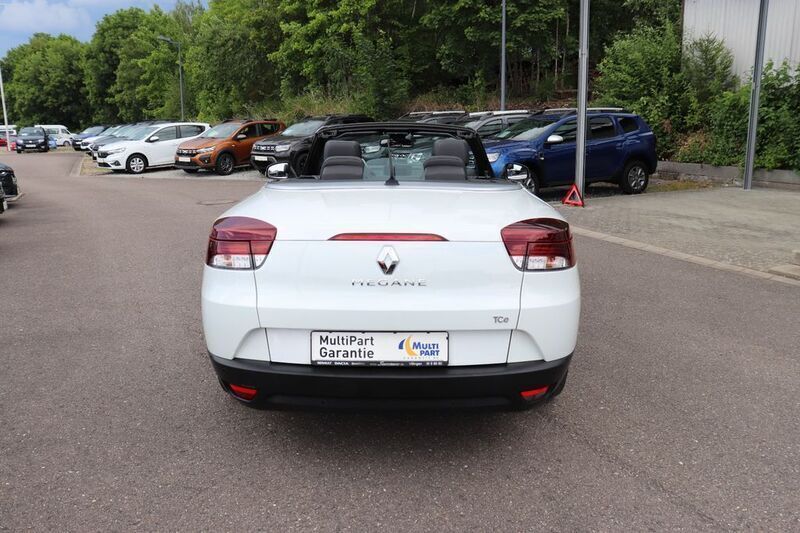 Gebraucht Renault Mégane Cabriolet Luxe 131 PS (96 kW) 2012 Weiß Cabrio