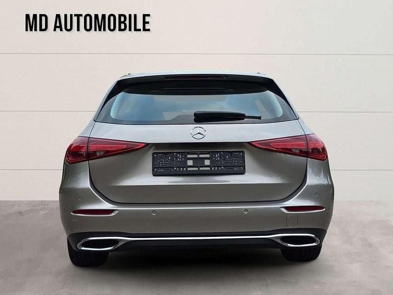 Gebraucht Mercedes C220 200 PS (147 kW) 2022 Mojavesilber Kombi