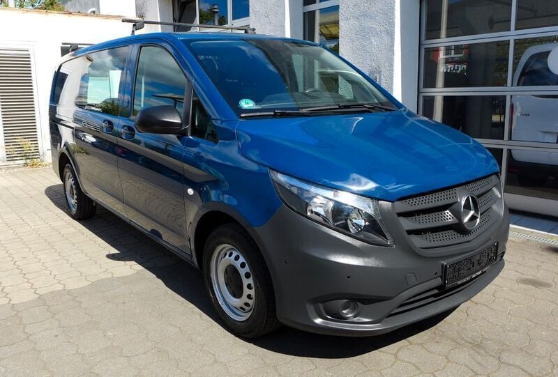 Navyblau Gebraucht 2020 Mercedes Vito Van / Kleinbus | 19.890 € (Superpreis) - Bild 1/4
