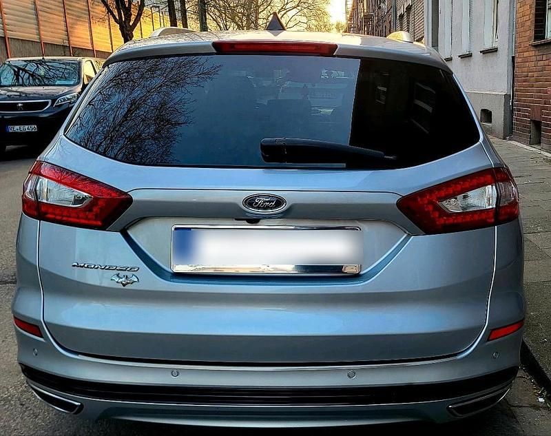 Gebraucht Ford Mondeo Titanium 180 PS (132 kW) 2016 Kombi