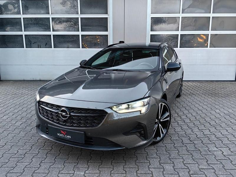 Grau Gebraucht 2023 Opel Insignia Ultimate Kombi | 29.990 € (Teuer) - Bild 1/4