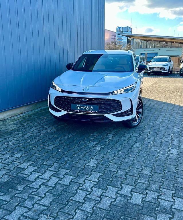 Neu MG HS Luxury 224 PS (164 kW) 2026 Weiß SUV