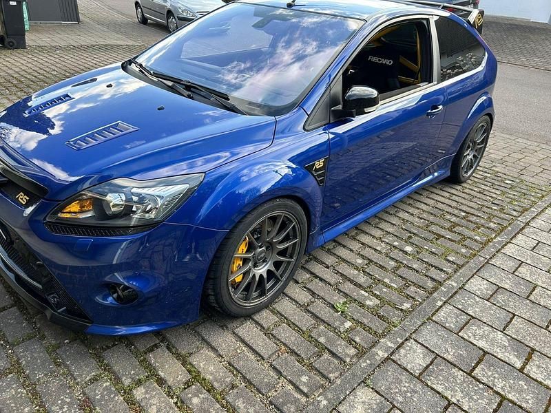 Blau Gebraucht 2009 Ford Focus RS Limousine | 28.500 € - Bild 1/4