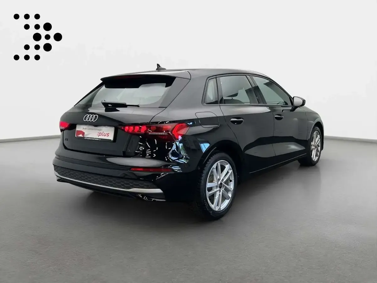 Gebraucht Audi A3 Advanced 150 PS (110 kW) 2025 Mythosschwarz metallic Limousine
