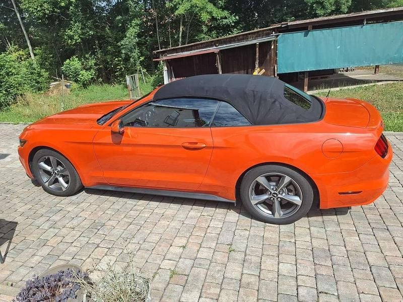 Gebraucht Ford Mustang 305 PS (224 kW) 2016 Orange Cabrio
