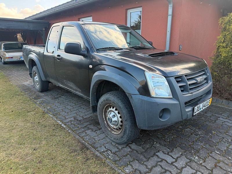 Gebraucht Isuzu D-Max 136 PS (100 kW) 2008 Schwarz Pickup